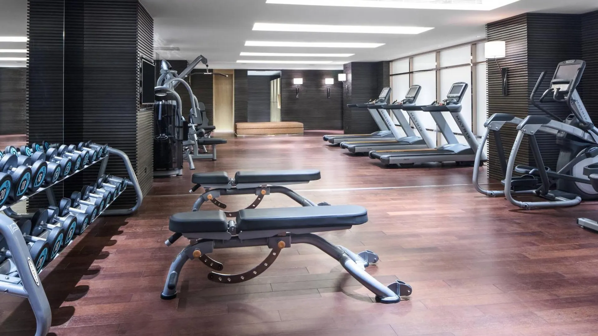Courtyard By Marriott Shanghai Changfeng Park Hotel