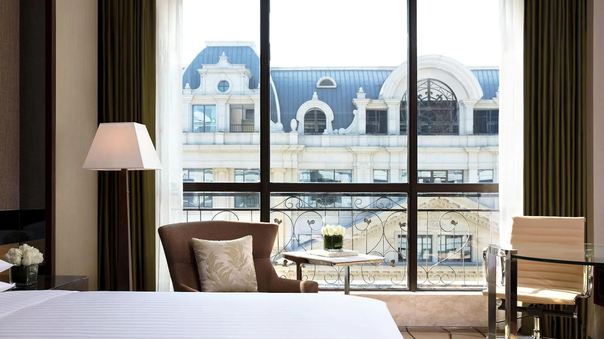 Courtyard By Marriott Shanghai Changfeng Park 5*,  China